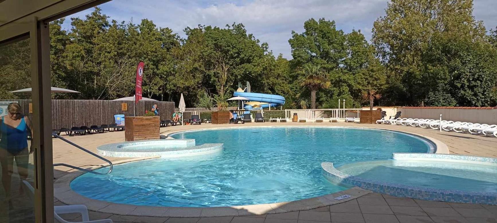 Mobilhome L'Oasis Camping Le Clos Cottet Angles  Eksteriør bilde